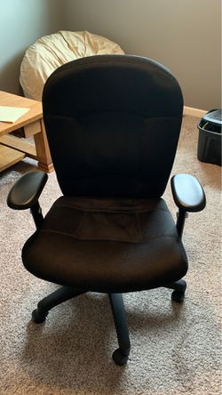 Black office chair Thumbnail