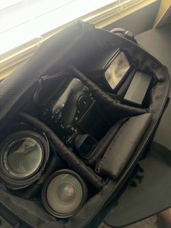 CANON 80D W/ 3 LENS