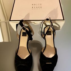 NEW WHBM Black Platform Block Heels Strappy Sandals Shoes Size 7.