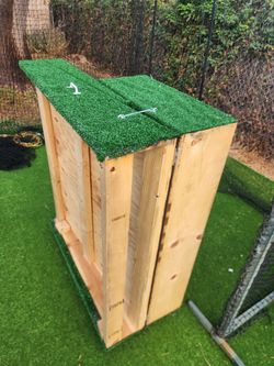 Portable pitching mound