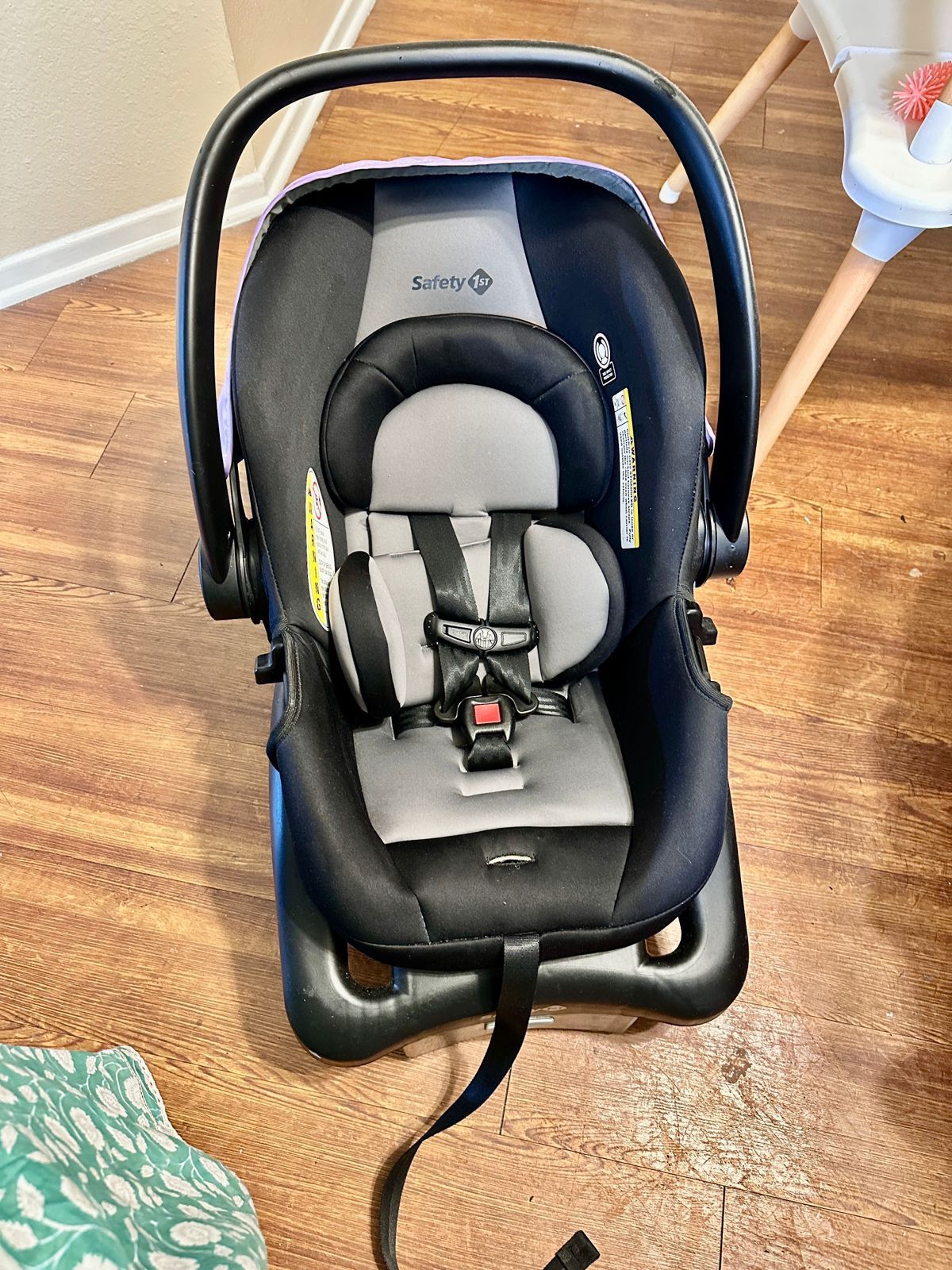 Baby car seat