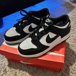 Nike Dunk Size 1Y