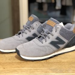 New Balance Women size 10