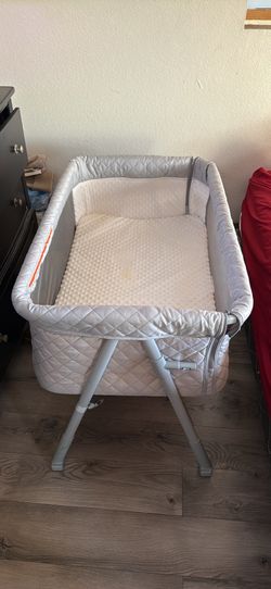 AirClub Bedside Bassinet