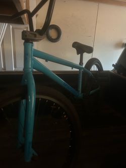 SUNDAY BMX