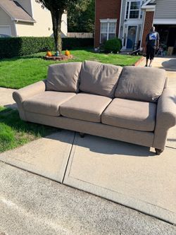 Bassett Sofa