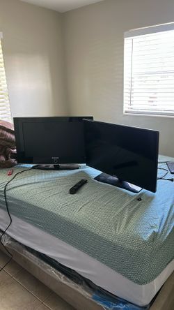 2 32inch TV’s