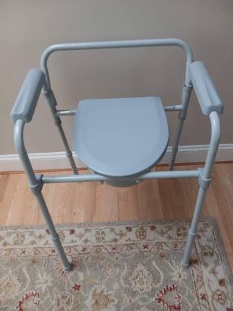 Portable commode Foldable 