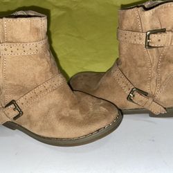 Girl Toddler Clothes! 