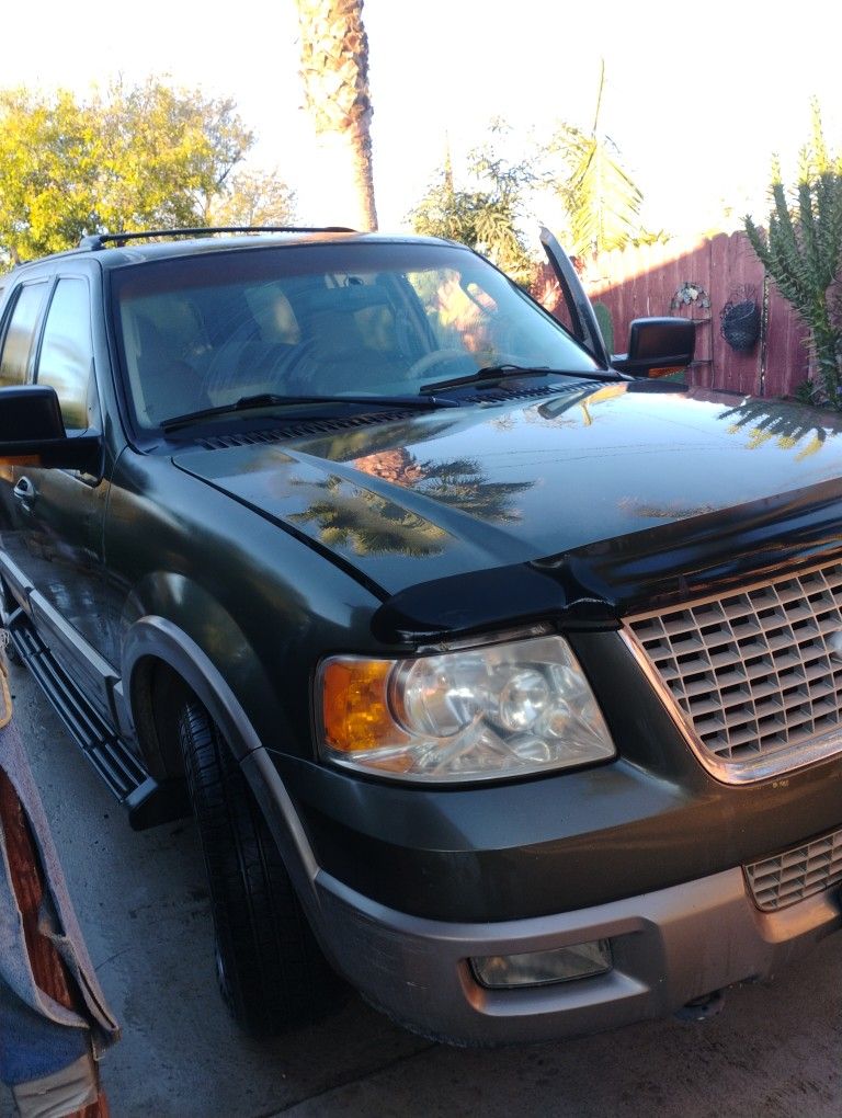 2003 Ford Expedition