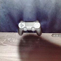 PS4 Controller Missing Thumb Grip