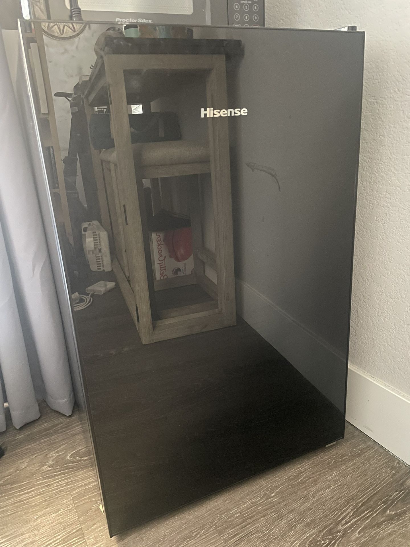 Hisense Mini Fridge
