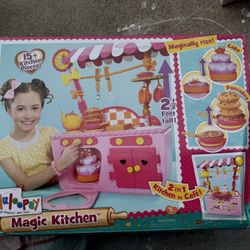 Brand New Lalaloopsy Magic Play Kitchen and Café