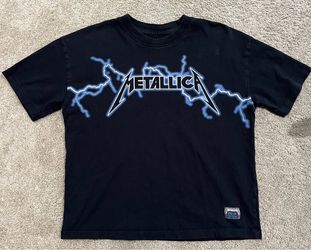 METALLICA - OFFICIAL YOUTH RIDE THE LIGHTNING T-SHIRT - SIZE: MEDIUM - VERY GOOD CONDITION