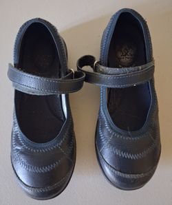 Hush puppies girls shoes size 1
