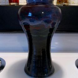 Handcrafted 9/10 -inch Ceramic Vase