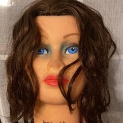 mannequin head