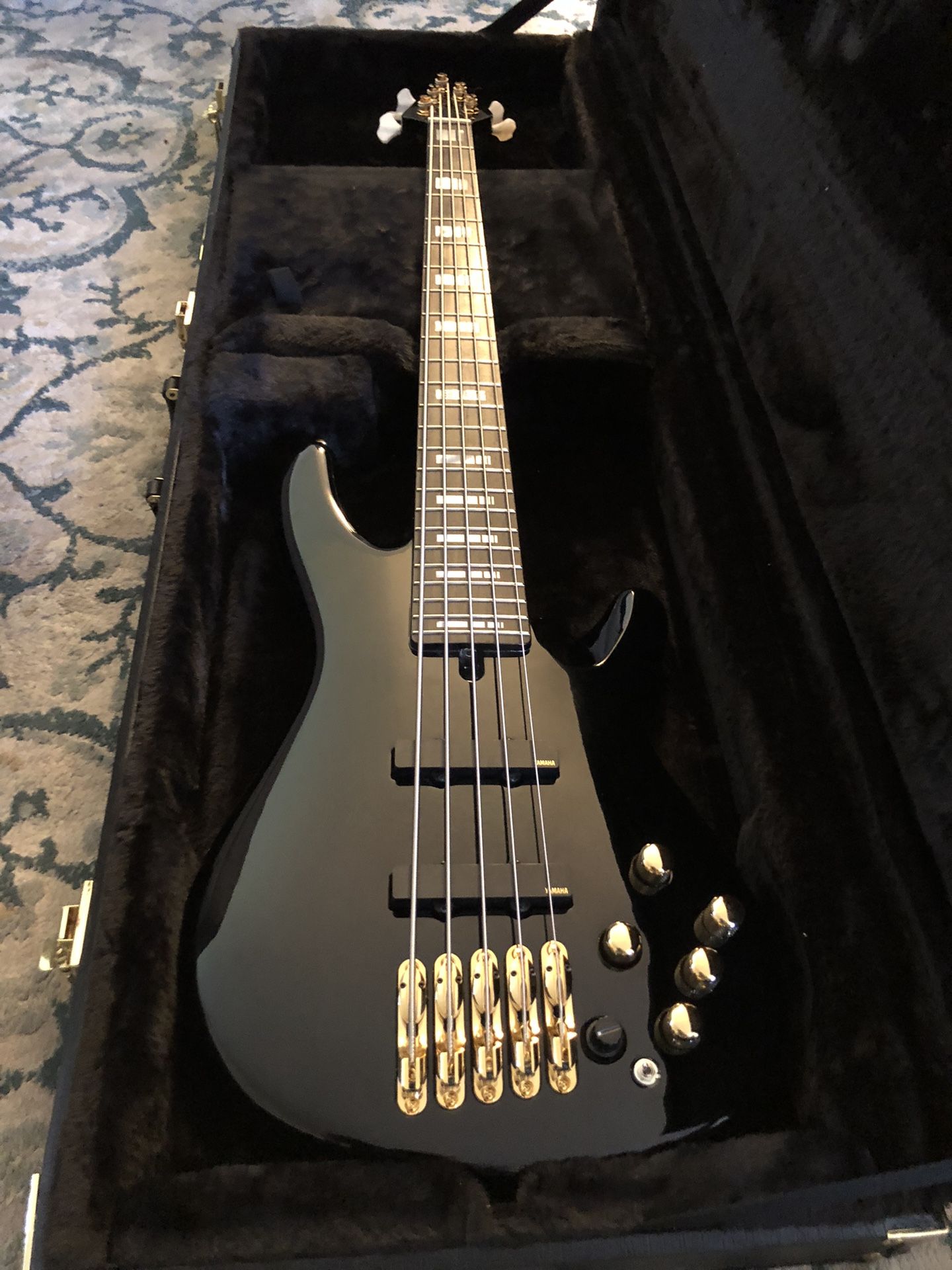 Yamaha BBNE2 Nathan East Signature Bass New