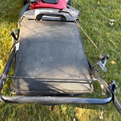 Mtd Lawn Mower Self Propel And Easy Turn Front Wheels Like A Zero Turn Just A Small Version And A Fracture Of The Price 