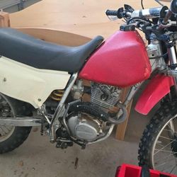 2001 Xr Honda  200cc