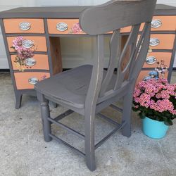 Large Desk /vanity With Chair