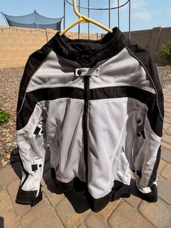 Motorcycle jacket