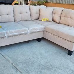 BRAND NEW 2PC SECTIONAL SOFA SET WITH ACCENT PILLOW INCLUDED $329