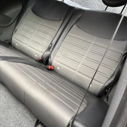 2013 fiat 500 abarth Leather Rear seats With Headrests