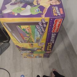 Exercise Bike For Kids NEVER Used 225$ Plug And Play