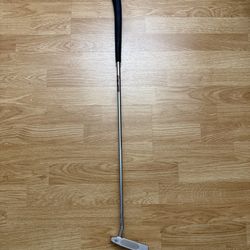 Scotty Cameron 2025 Studio Style Newport 2.5 Plus Putter LEFT HANDED