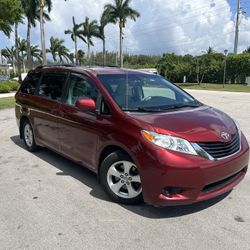 2010 Toyota Sienna
