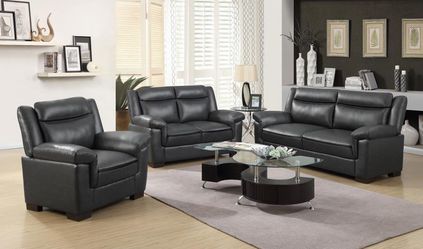 New Couch, Loveseat and Chair! Free Delivery 🚚!