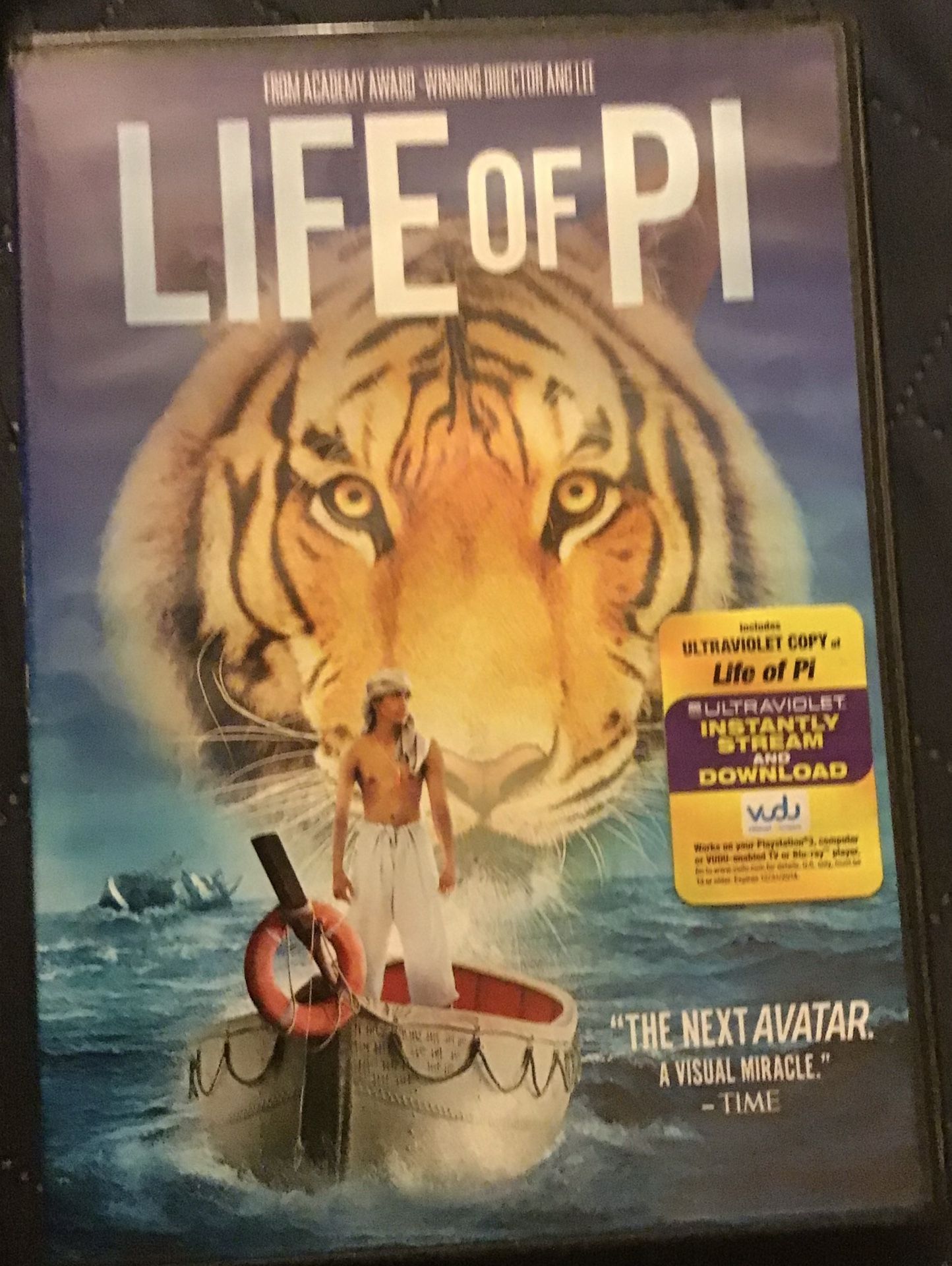 Life Of Pi -after A Shipwreck Boy Finds Himself Stranded On A Lifeboat With A Bengal Tiger