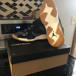 Jordan Delta Mid