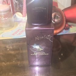 Perfect Marc Jacob's (NEVER USED)
