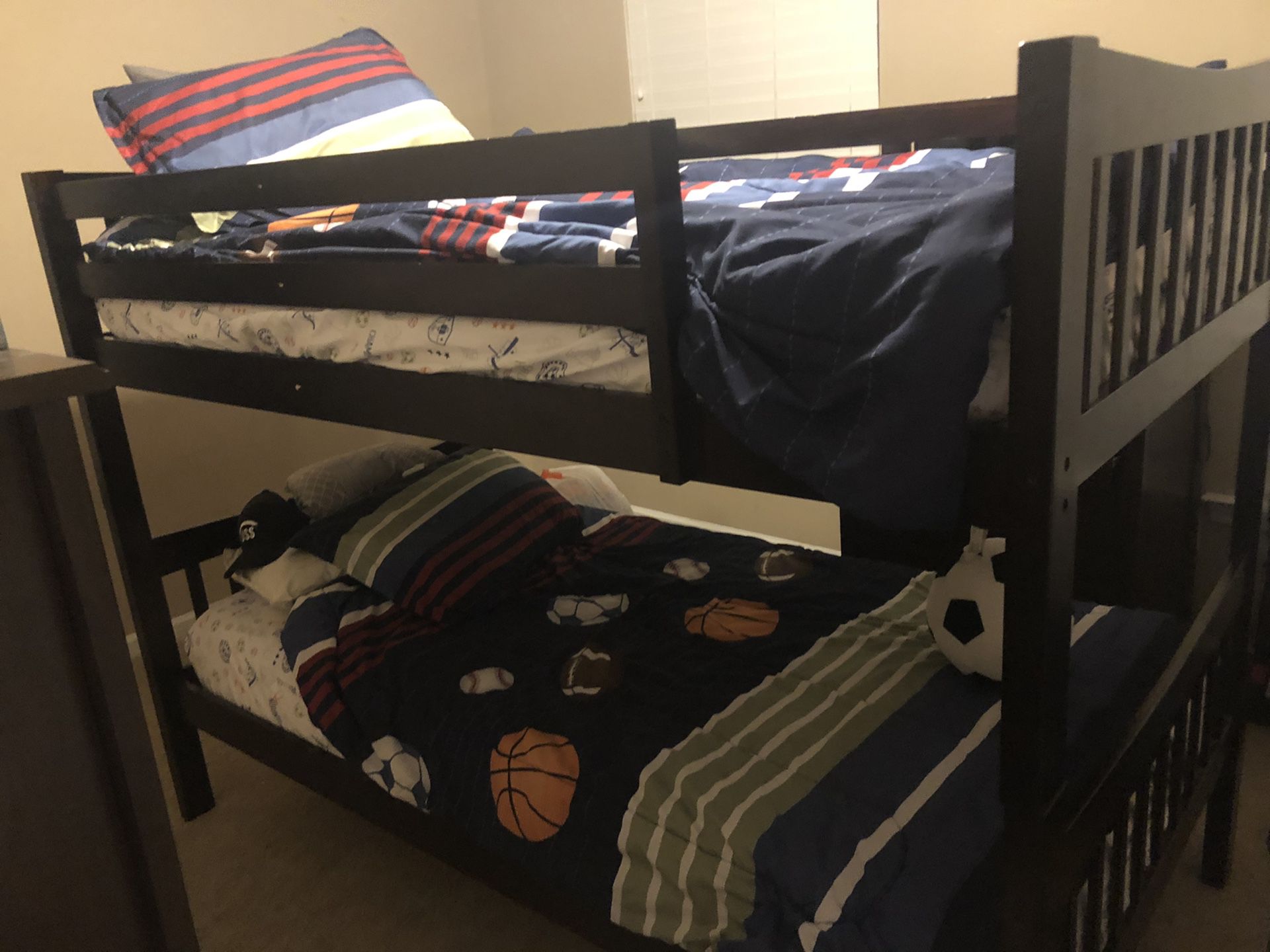 Twin size Bunk Beds w/mattresses and comforter/sheet set