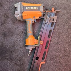 Ridgid  Framing  Nailer  21ga 