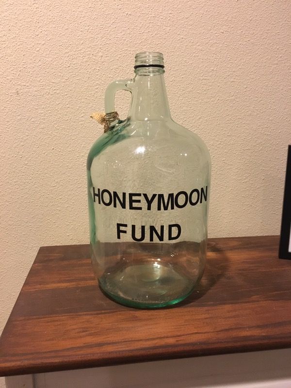 Wedding accessories, honeymoon fund, wedding planner