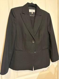 Womens Business Suit