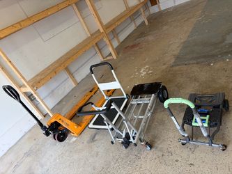 Pallet jack + Dolly