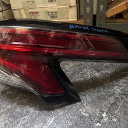 2021-2024 Toyota Sienna Right Tail Light