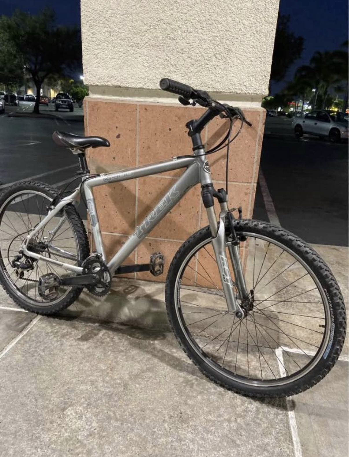 trek 4300 bicycle Used:  Carried Away Outfitters Trek 4300 Mountain Bike Review