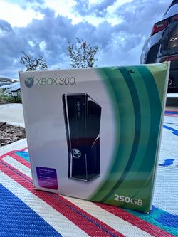 Microsoft Xbox 360 S 250GB Console