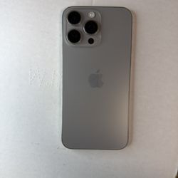 iPhone 15 Pro Max – 256GB – Unlocked – Excellent Condition