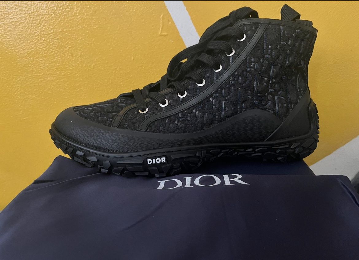 Dior