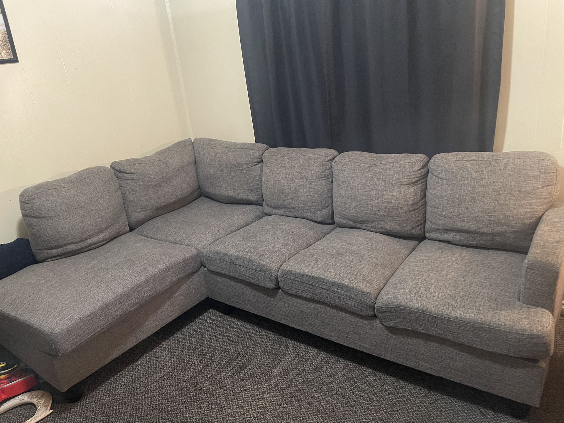 Small sectional Couch 5 People