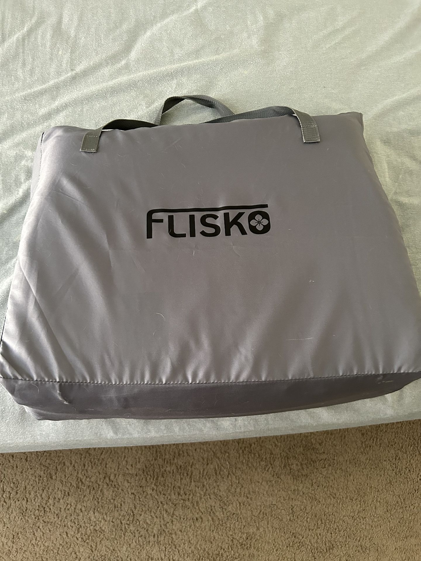 Flisko Travel Crib