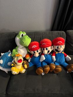 Super Mario Plushies