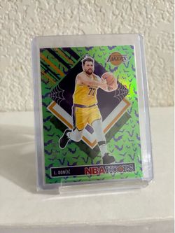 Haunted Hoops Luka Doncic Bats /399 SSP