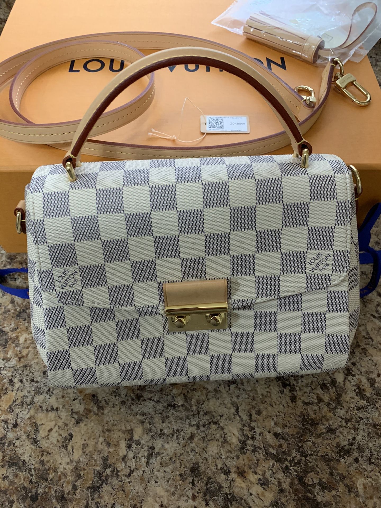 Louis Vuitton Handbag new $700 OBO